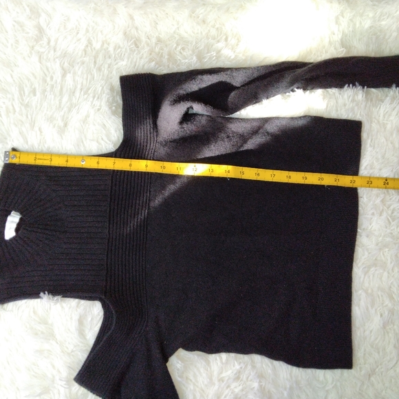 JONATHAN SIMKHAI Gillian Cold Shoulder Sweater - Picture 7 of 14